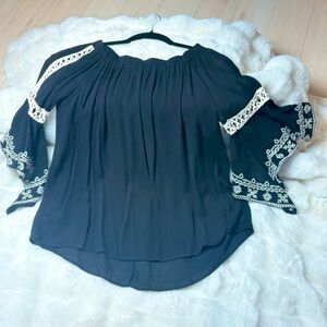 Black showstopper blouse! Incredible detail. Gorgeous sleeves. Latin flare .